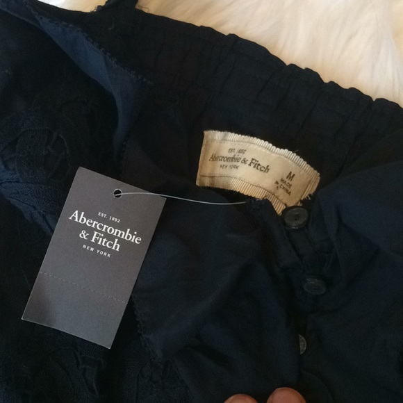 Abercrombie & Fitch button down lace tank - Picture 3 of 4